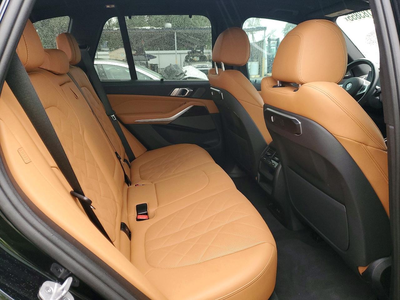 2025 BMW X5 xDrive40I - zdjęcie 11