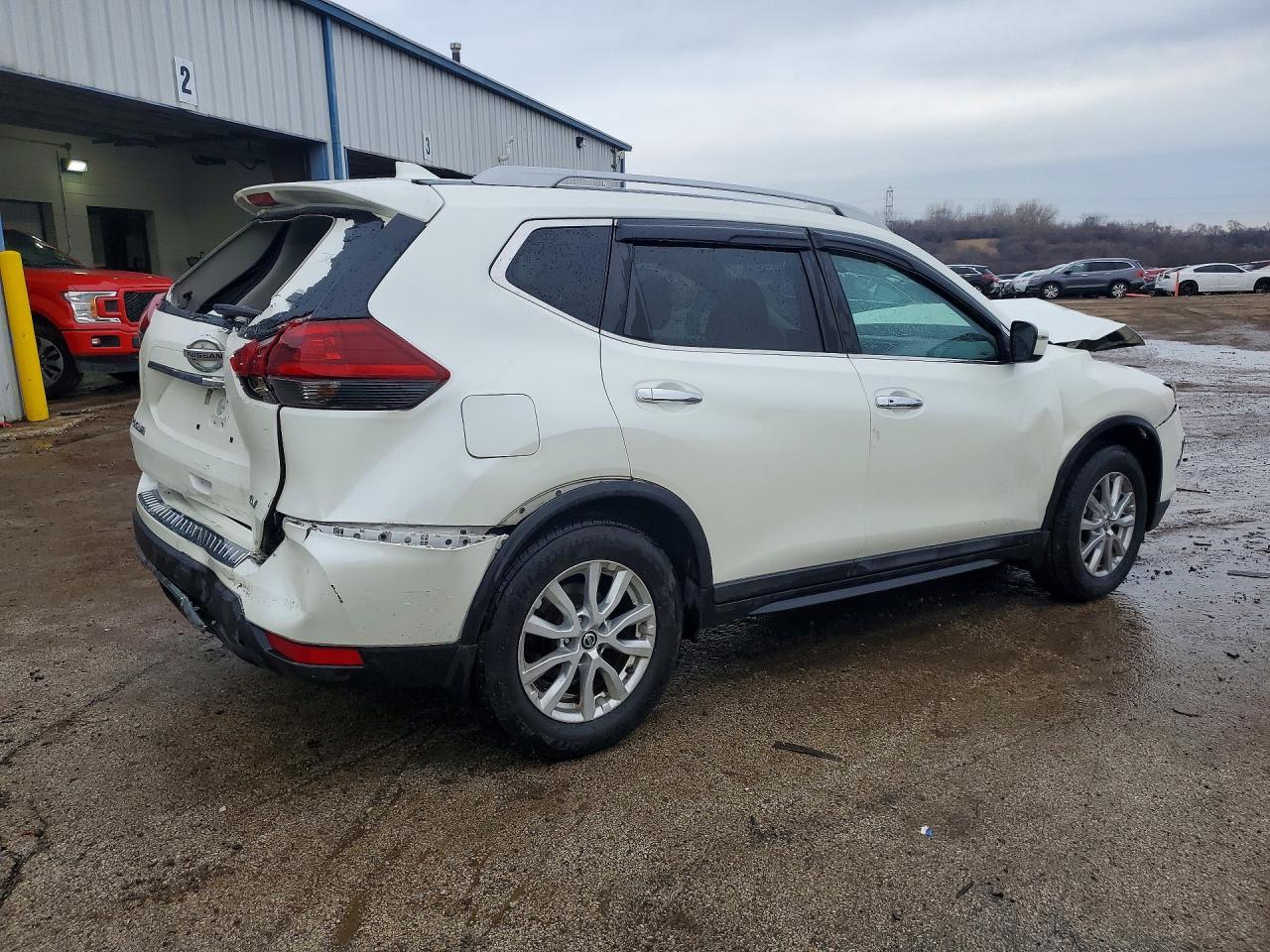 2018 Nissan Rogue Sv - zdjęcie 3