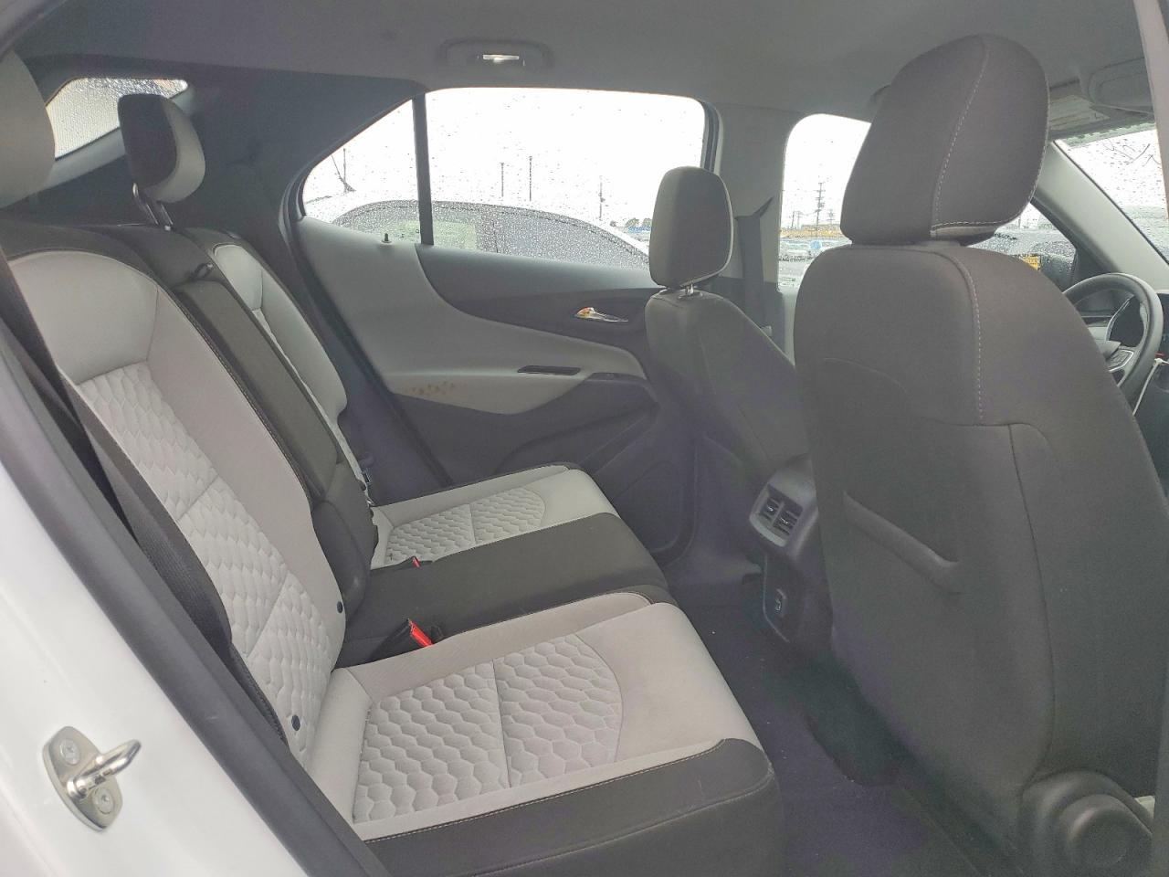 2019 Chevrolet Equinox Ls - zdjęcie 11