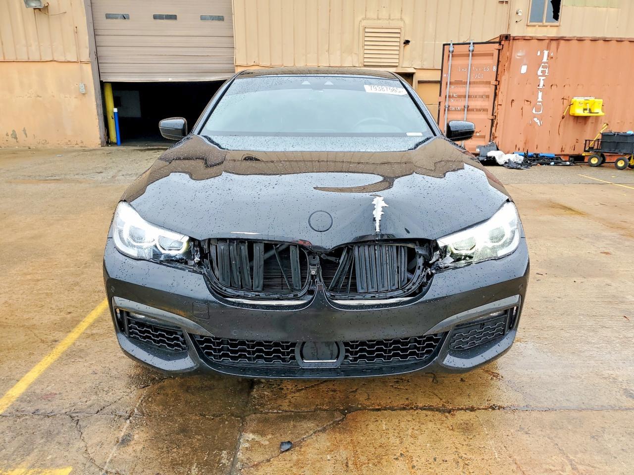 2019 BMW 740 I - zdjęcie 5