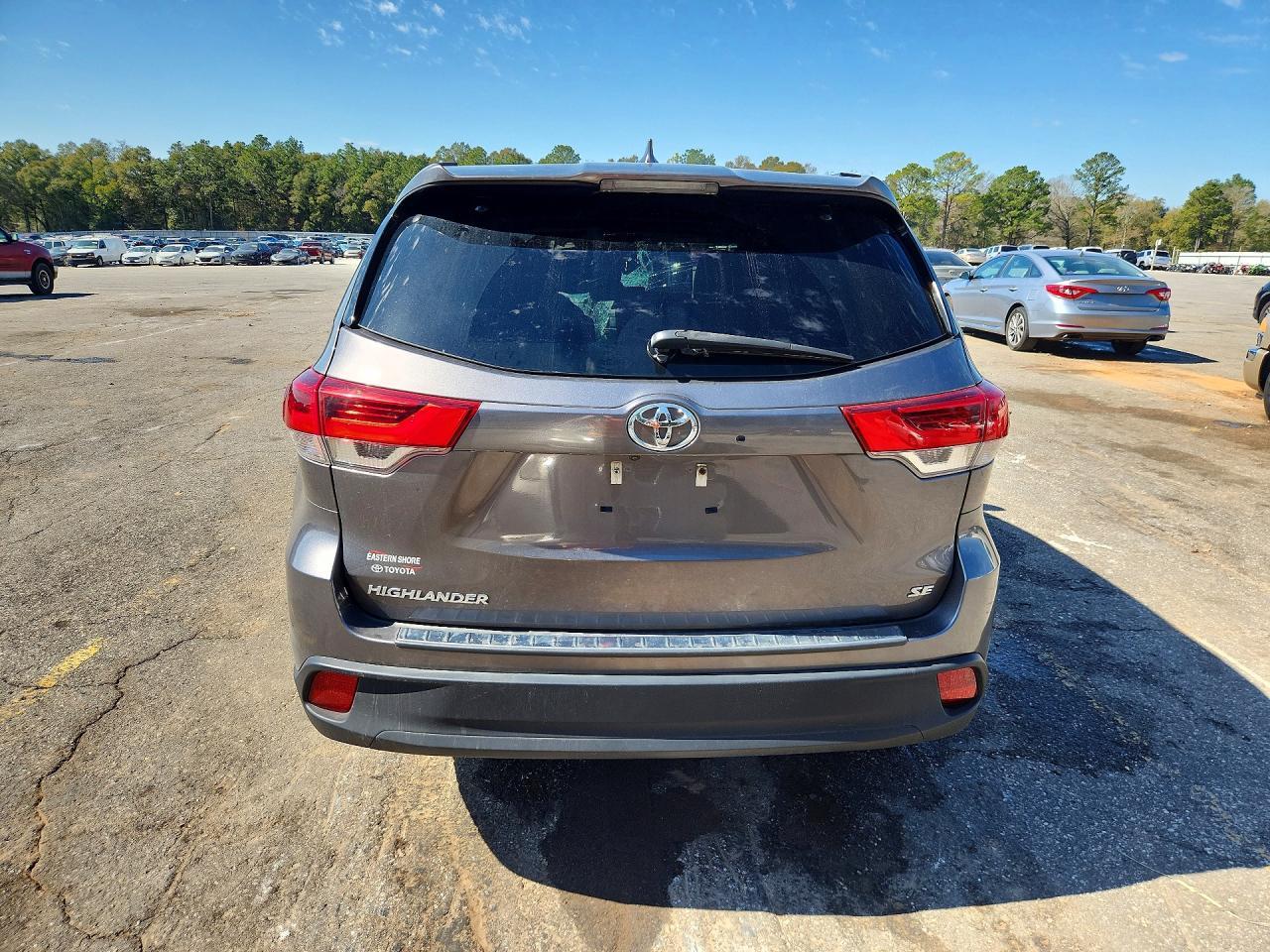 2018 Toyota Highlander Se - zdjęcie 6