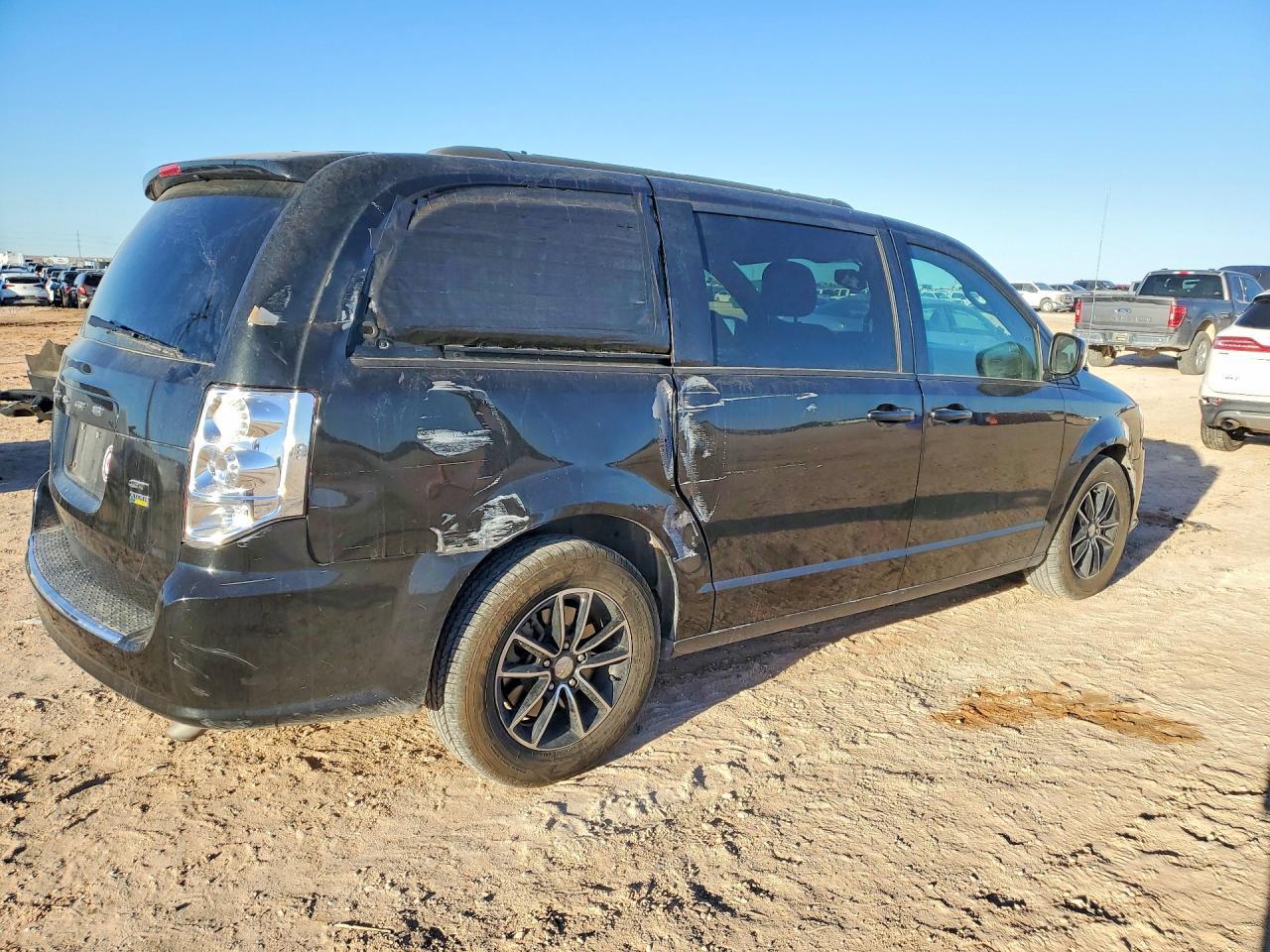 2018 Dodge Grand Caravan Gt - zdjęcie 3