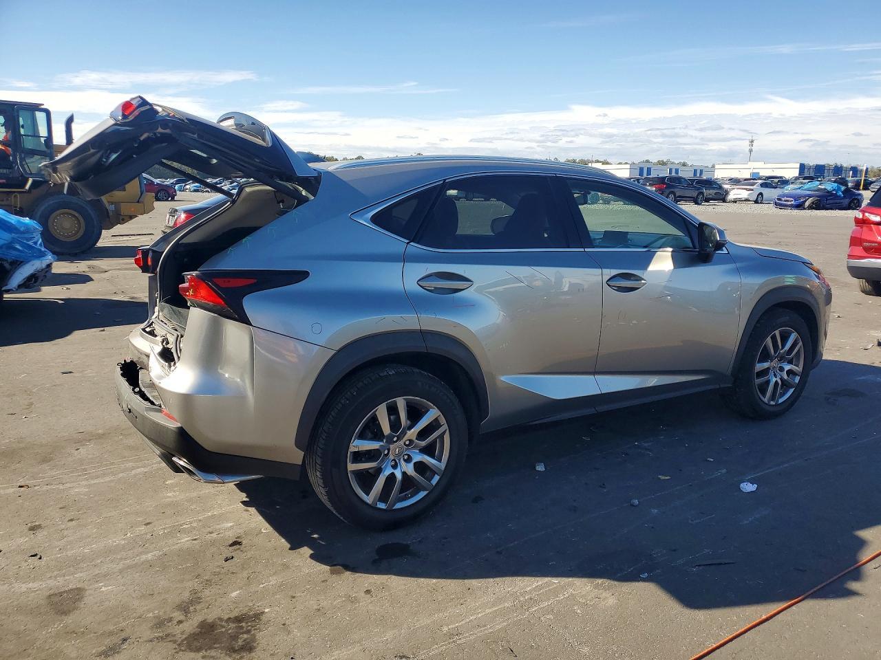2015 Lexus Nx 200T Base - zdjęcie 3