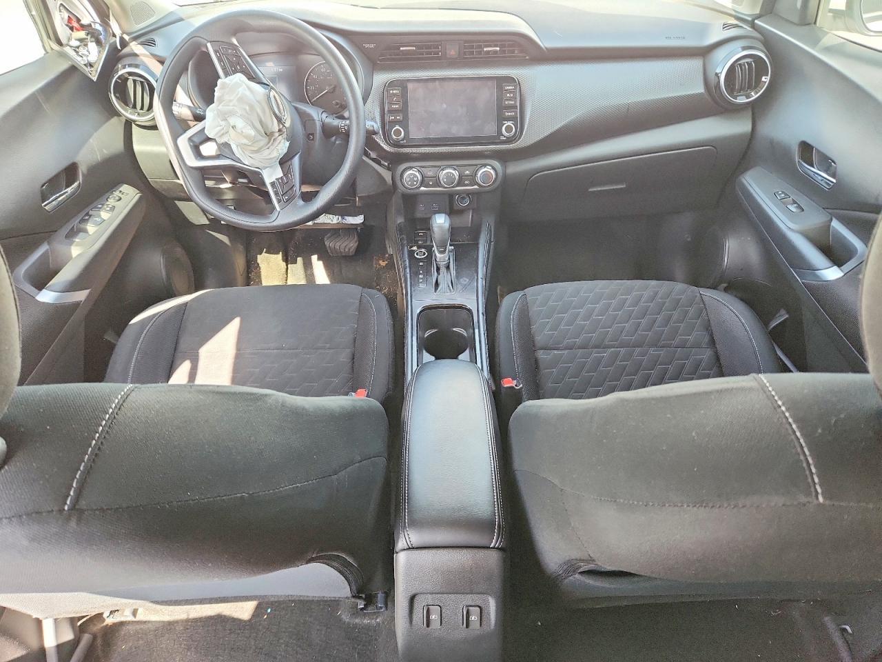 2024 Nissan Kicks Sv - zdjęcie 8