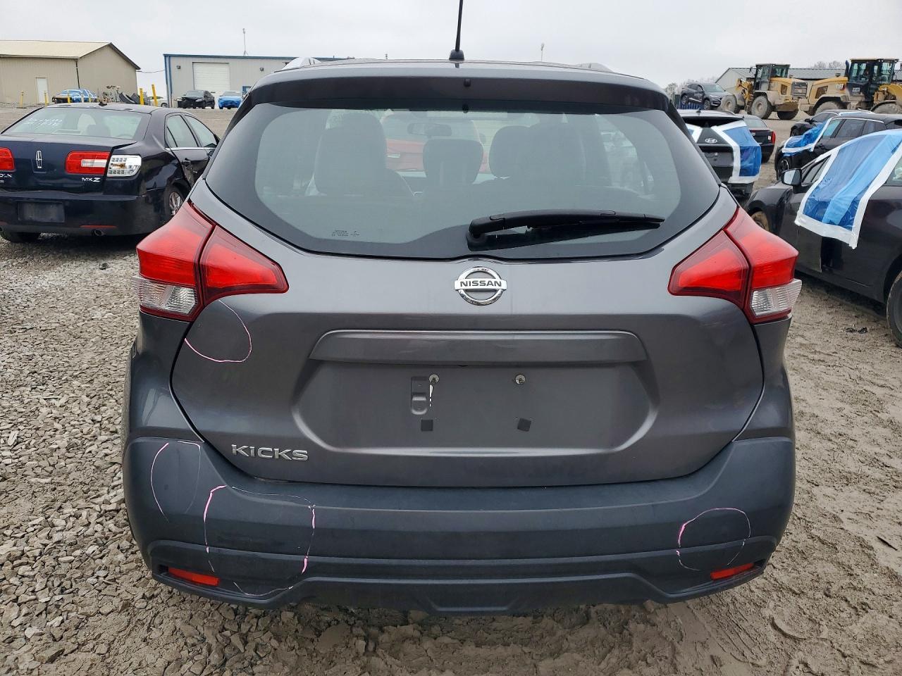 2019 Nissan Kicks S - zdjęcie 6
