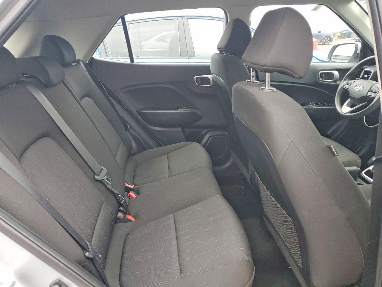 2021 Hyundai Venue Se - zdjęcie 11