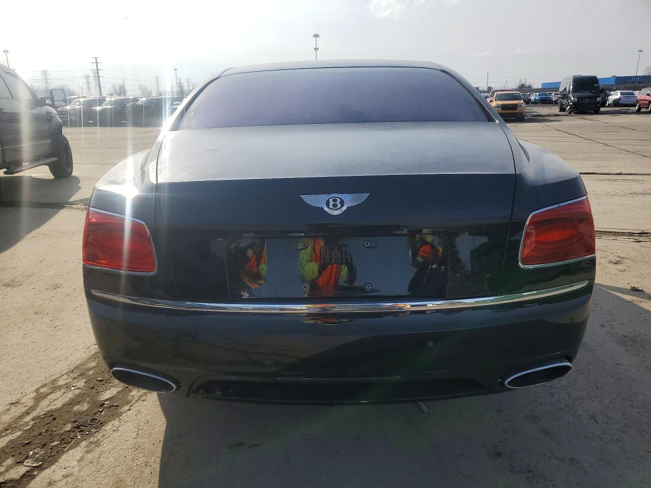 2014 Bentley Flying Spur - zdjęcie 6