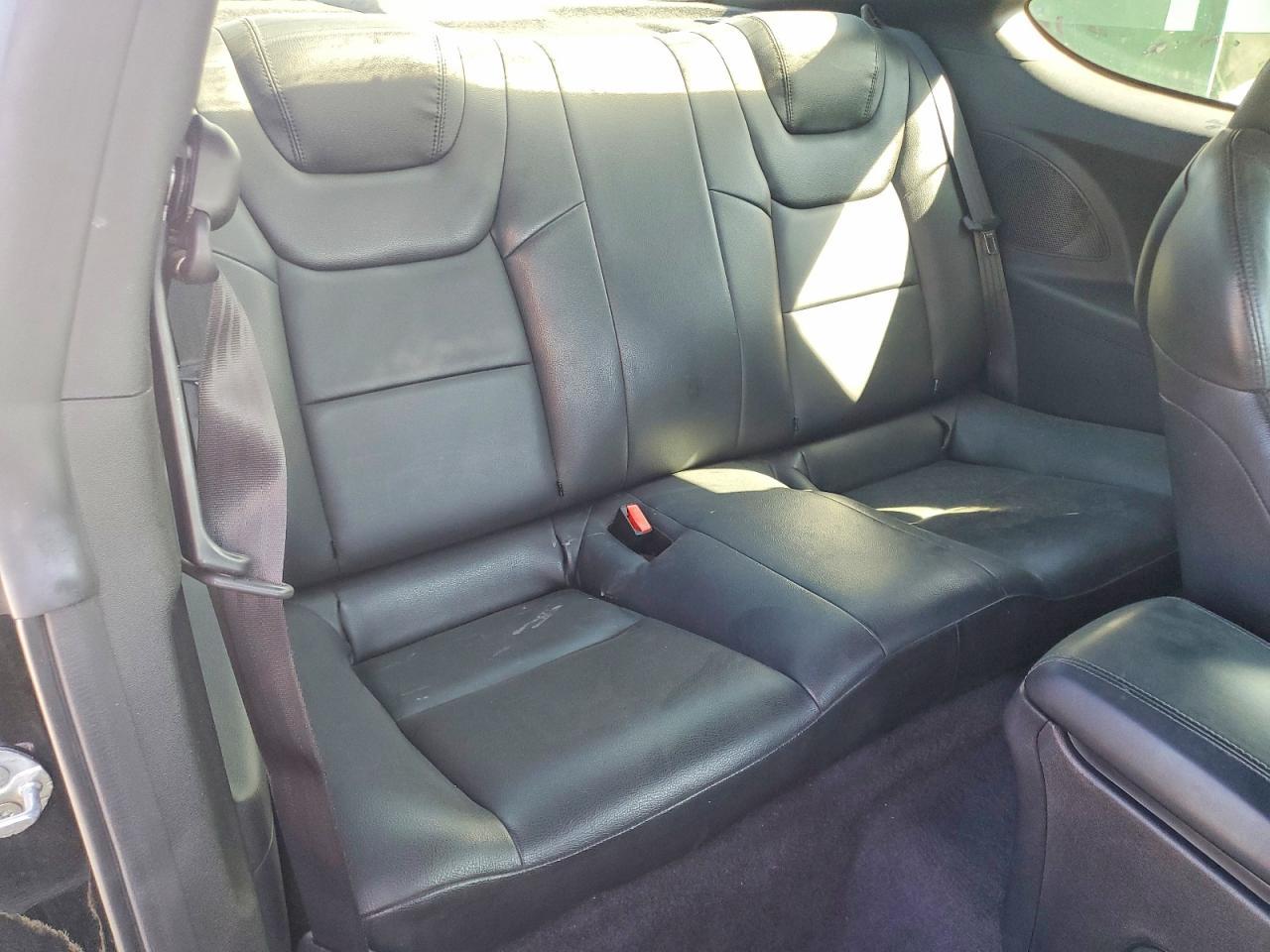 2013 Hyundai Genesis Coupe 2.0T - zdjęcie 10