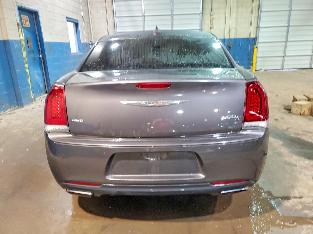 2015 Chrysler 300 S - zdjęcie 6