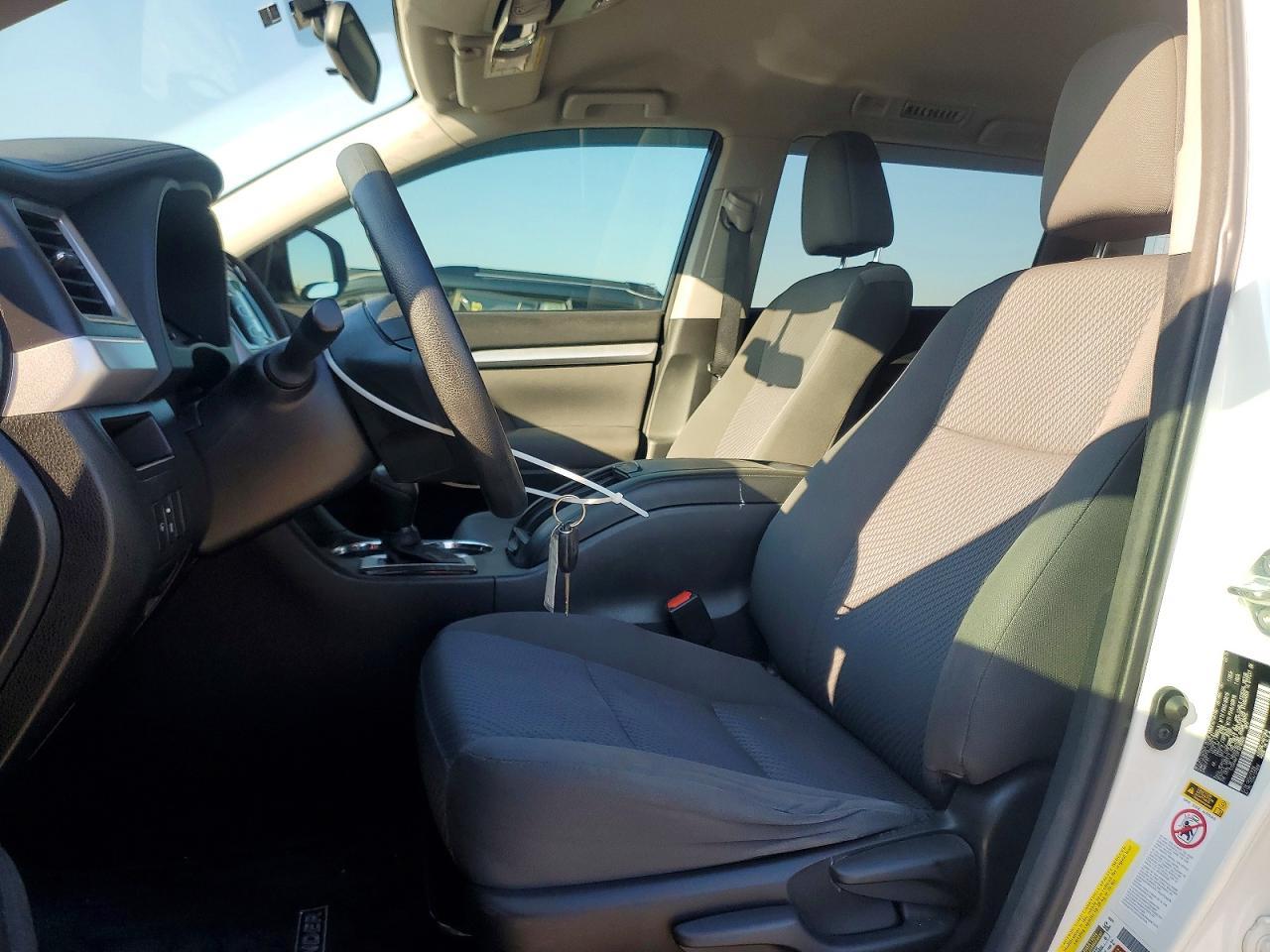 2015 Toyota Highlander Le - zdjęcie 7