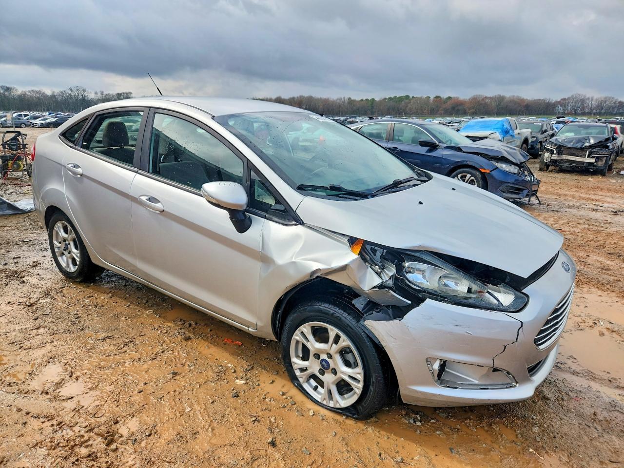 2016 Ford Fiesta Se - zdjęcie 4