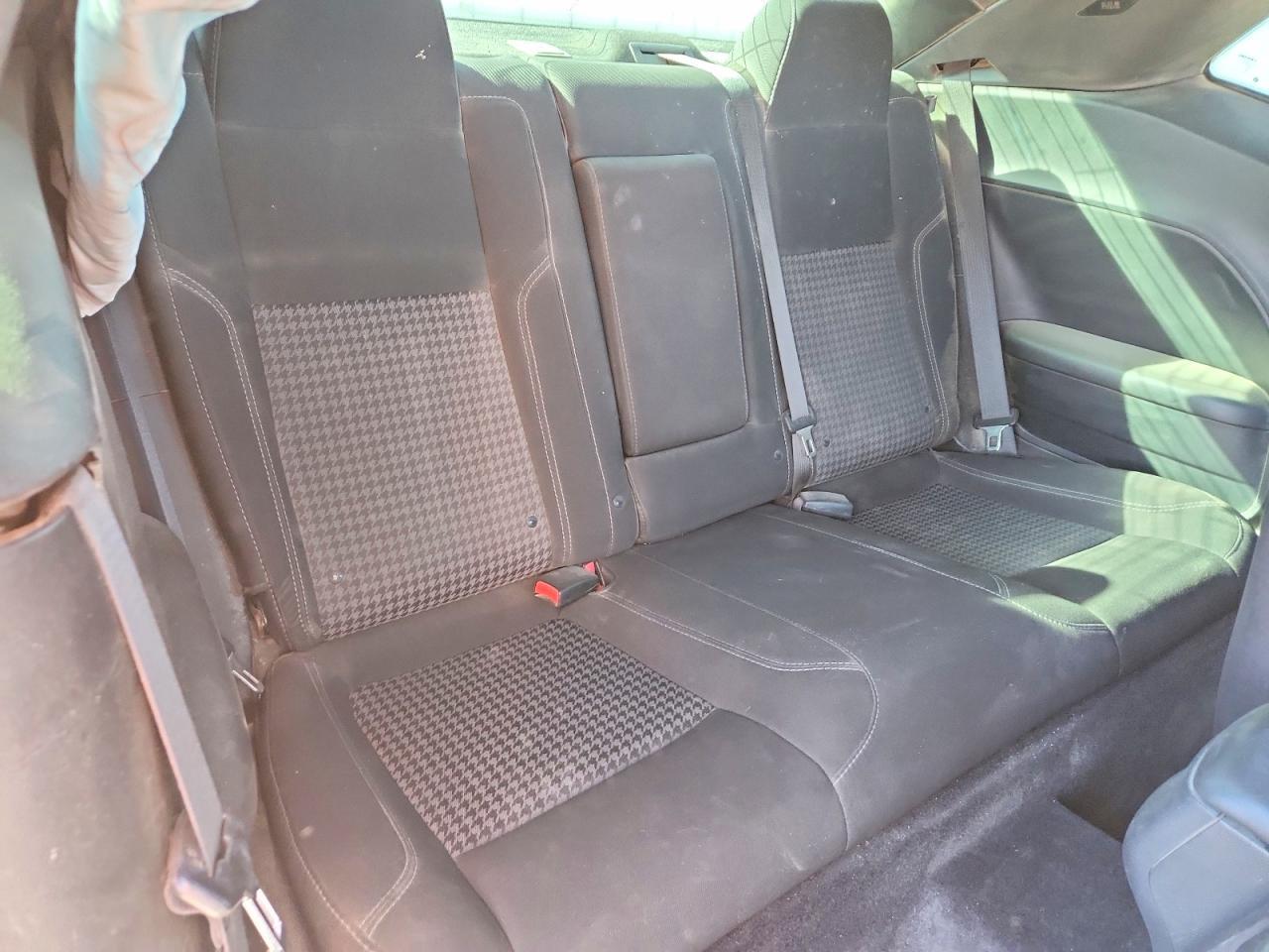 2016 Dodge Challenger R/T - zdjęcie 10