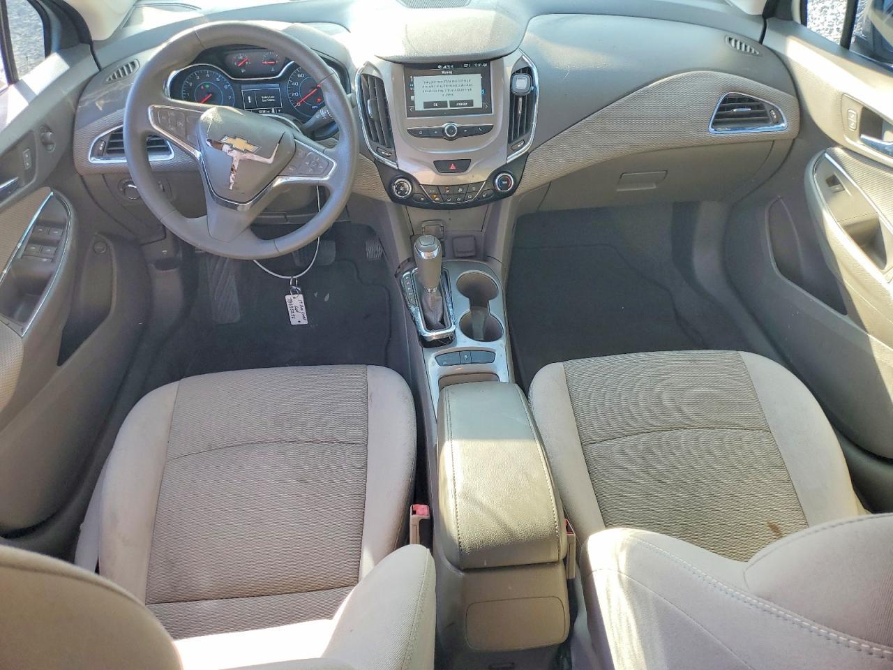 2017 Chevrolet Cruze Lt - zdjęcie 8