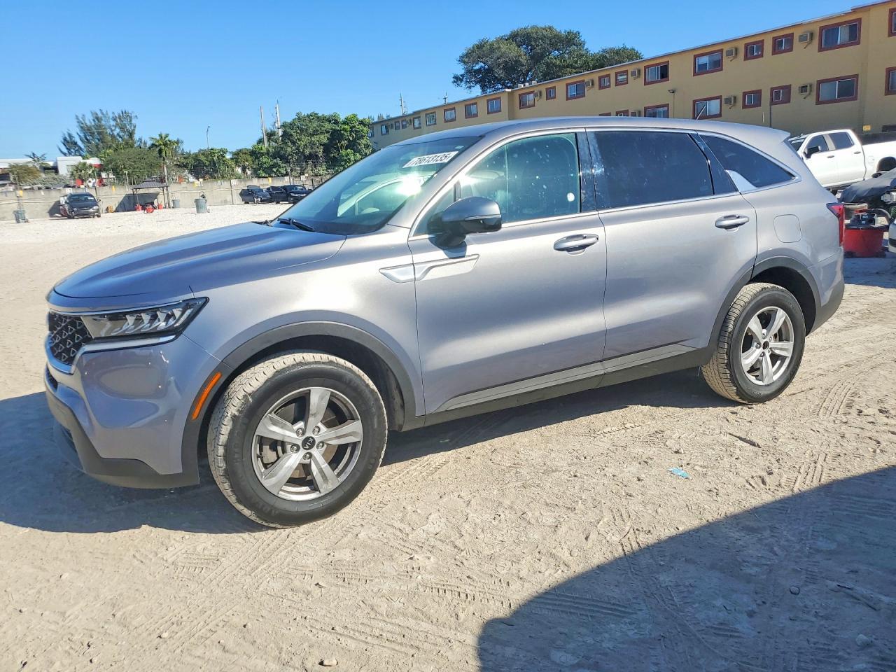2021 Kia Sorento Lx - zdjęcie główne