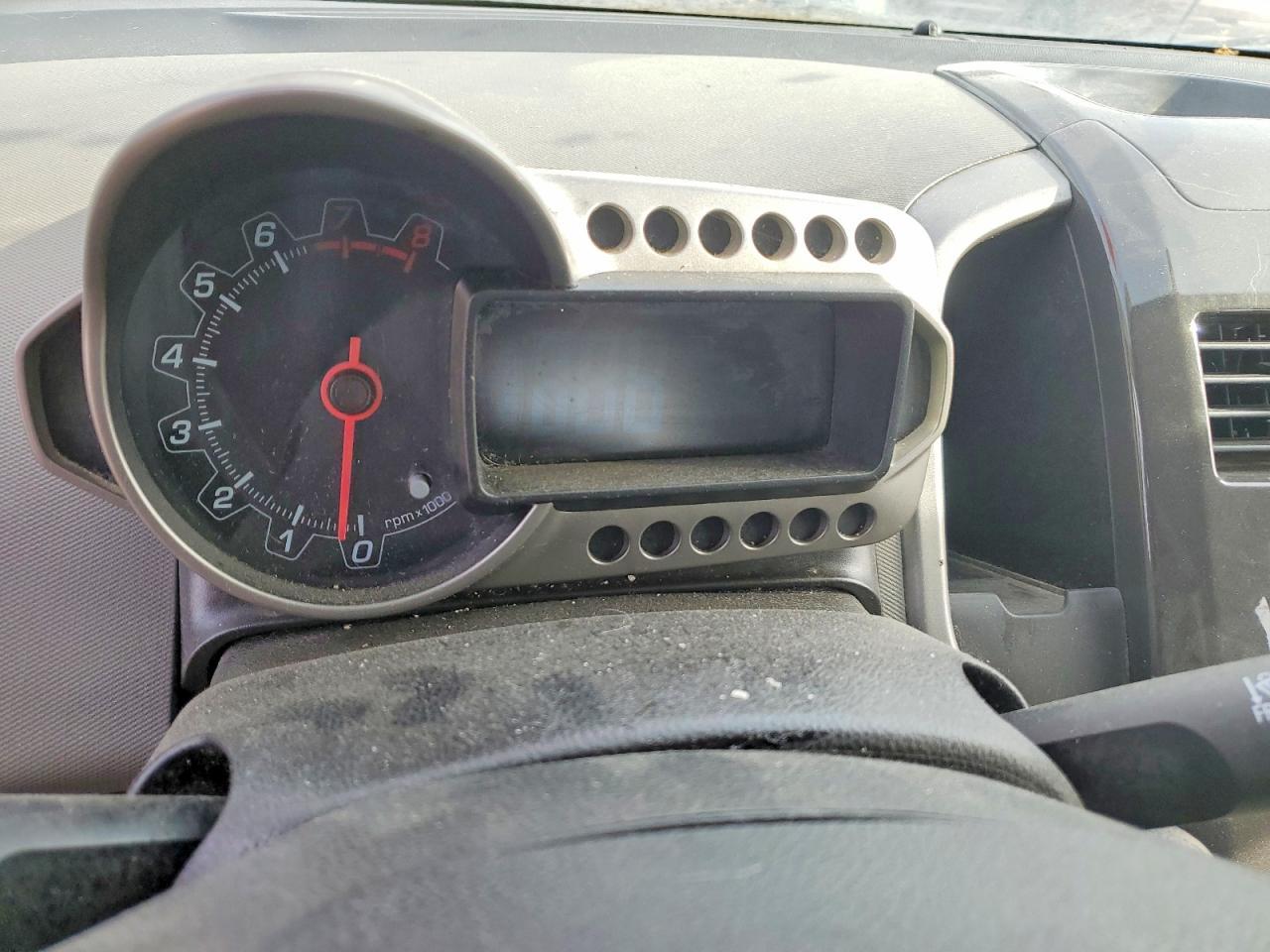 2015 Chevrolet Sonic Ltz - zdjęcie 9