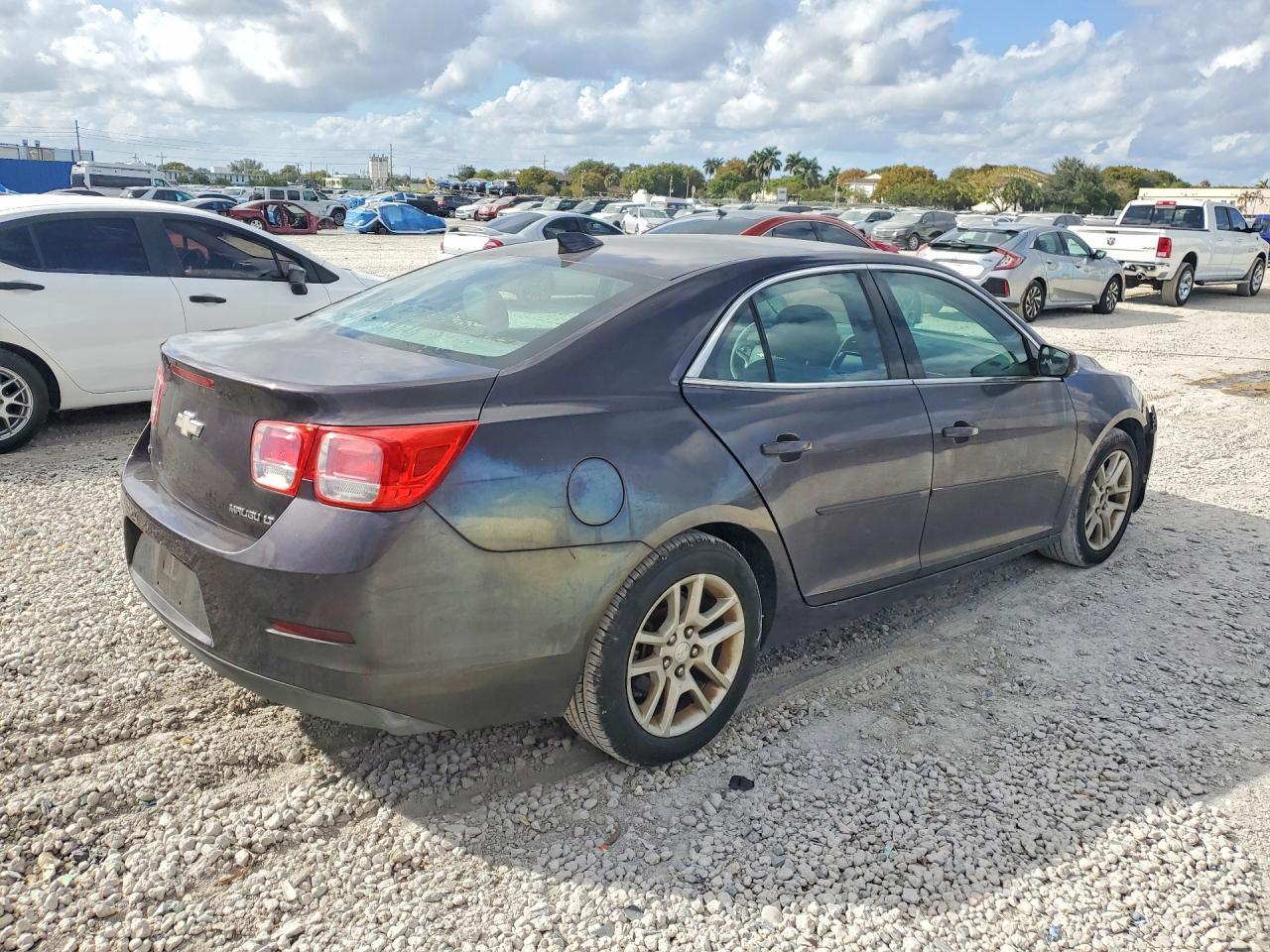 2015 Chevrolet Malibu 1Lt - zdjęcie 3