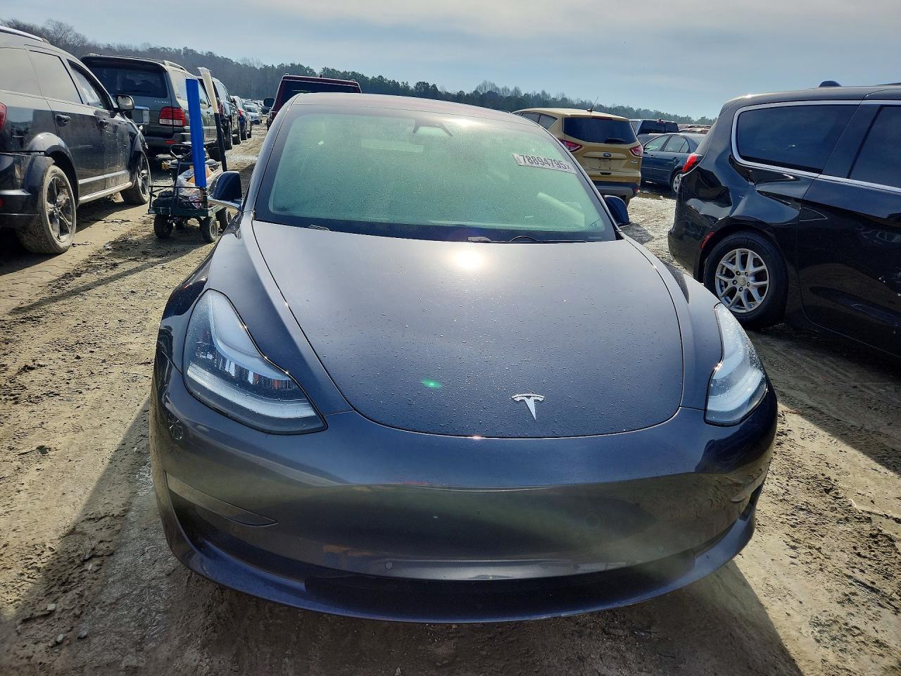 2018 Tesla Model 3 - zdjęcie 5