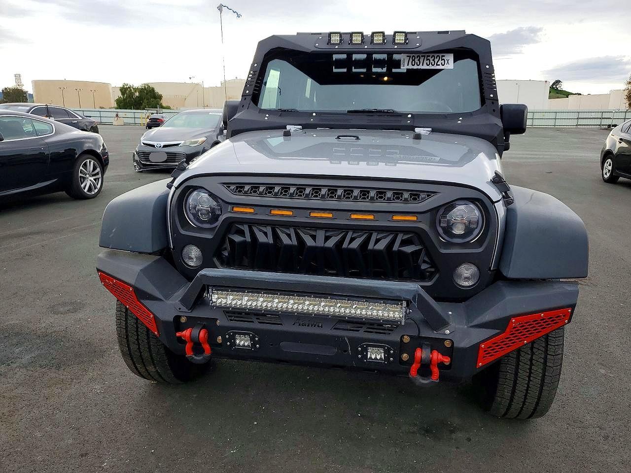 2016 Jeep Wrangler Unlimited Sport - zdjęcie 5
