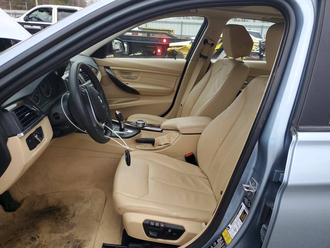 2014 BMW 328 Xi - zdjęcie 7