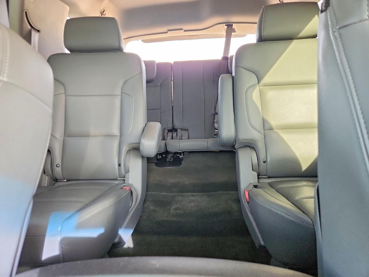 2015 Chevrolet Tahoe C1500 Lt - zdjęcie 10