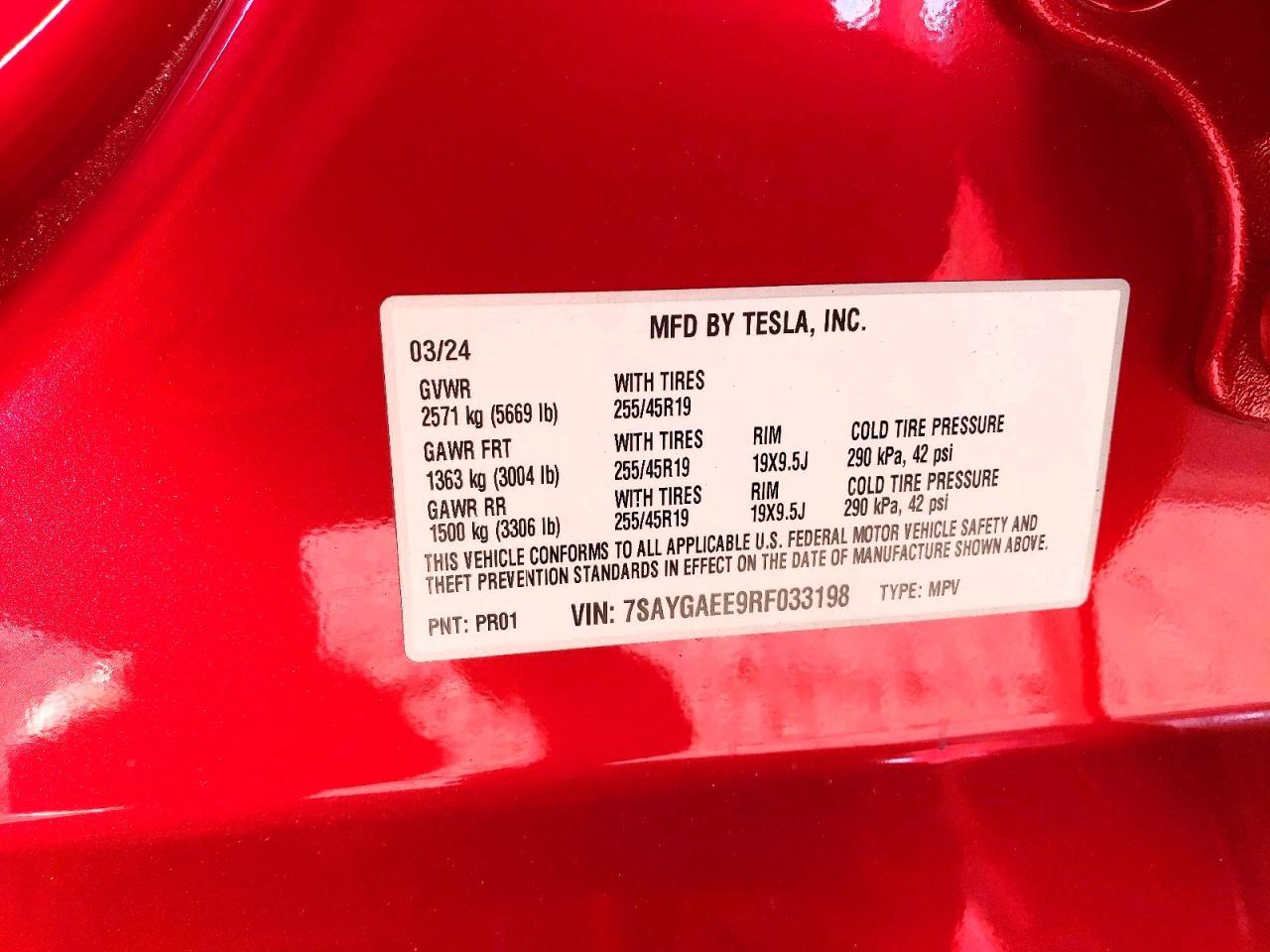 2024 Tesla Model Y - zdjęcie 12
