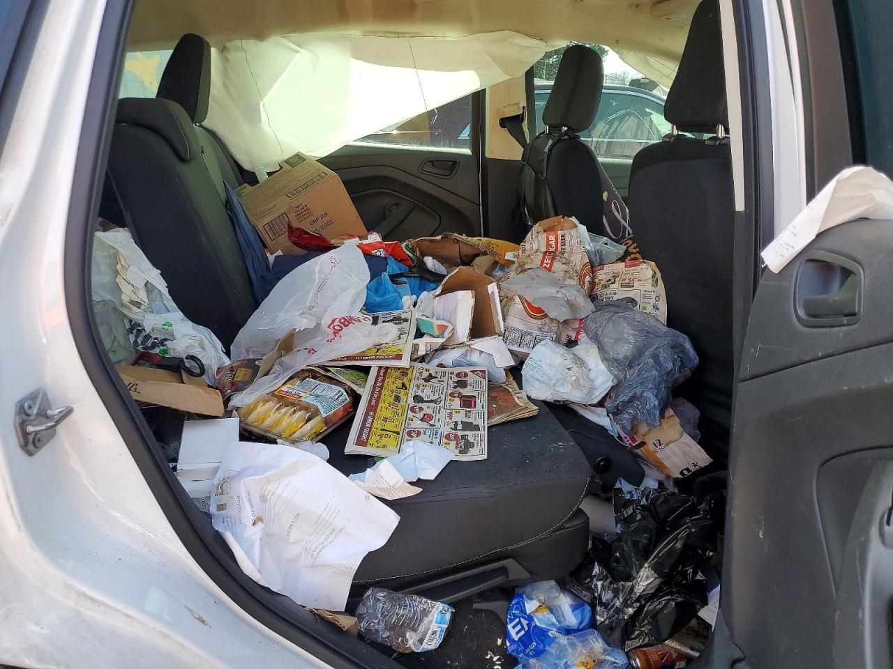 2018 Ford Escape S - zdjęcie 11