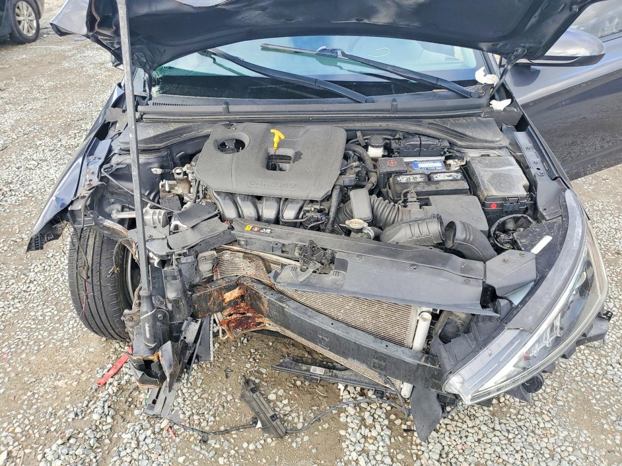 2020 Hyundai Elantra Sel - zdjęcie 11