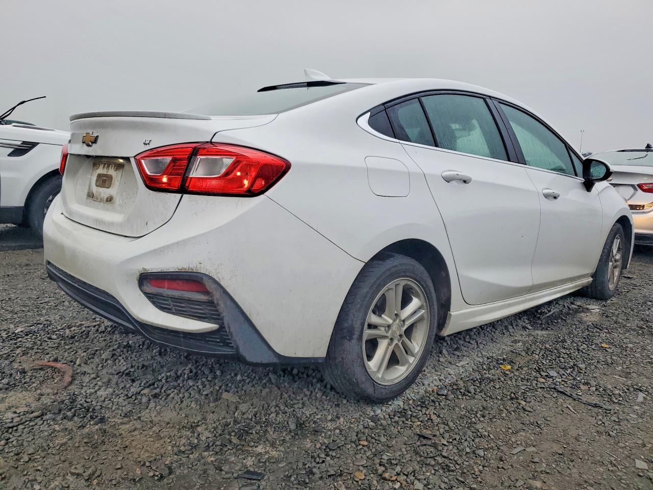 2017 Chevrolet Cruze Lt - zdjęcie 3