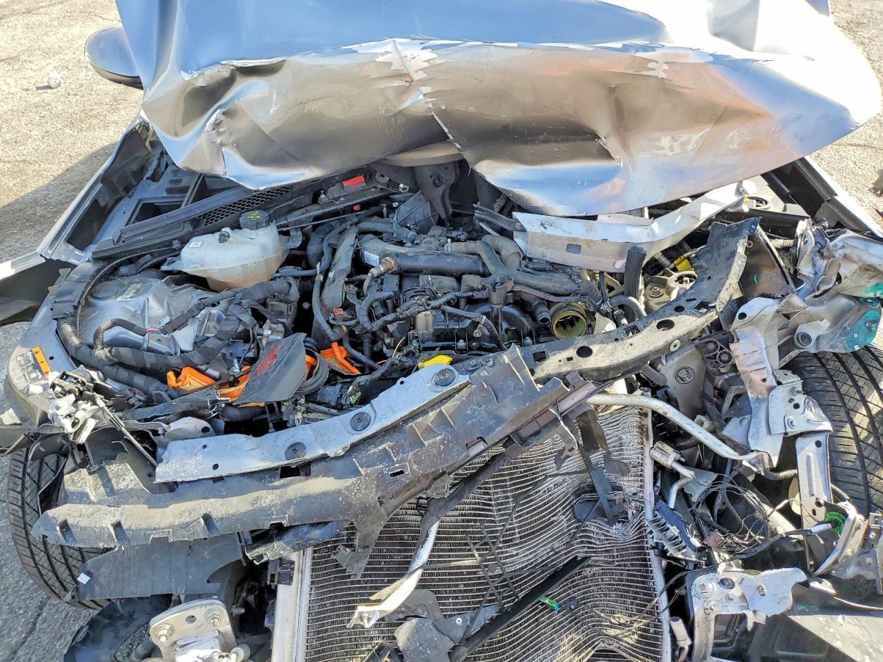 2019 Alfa Romeo Giulia Ti - zdjęcie 11