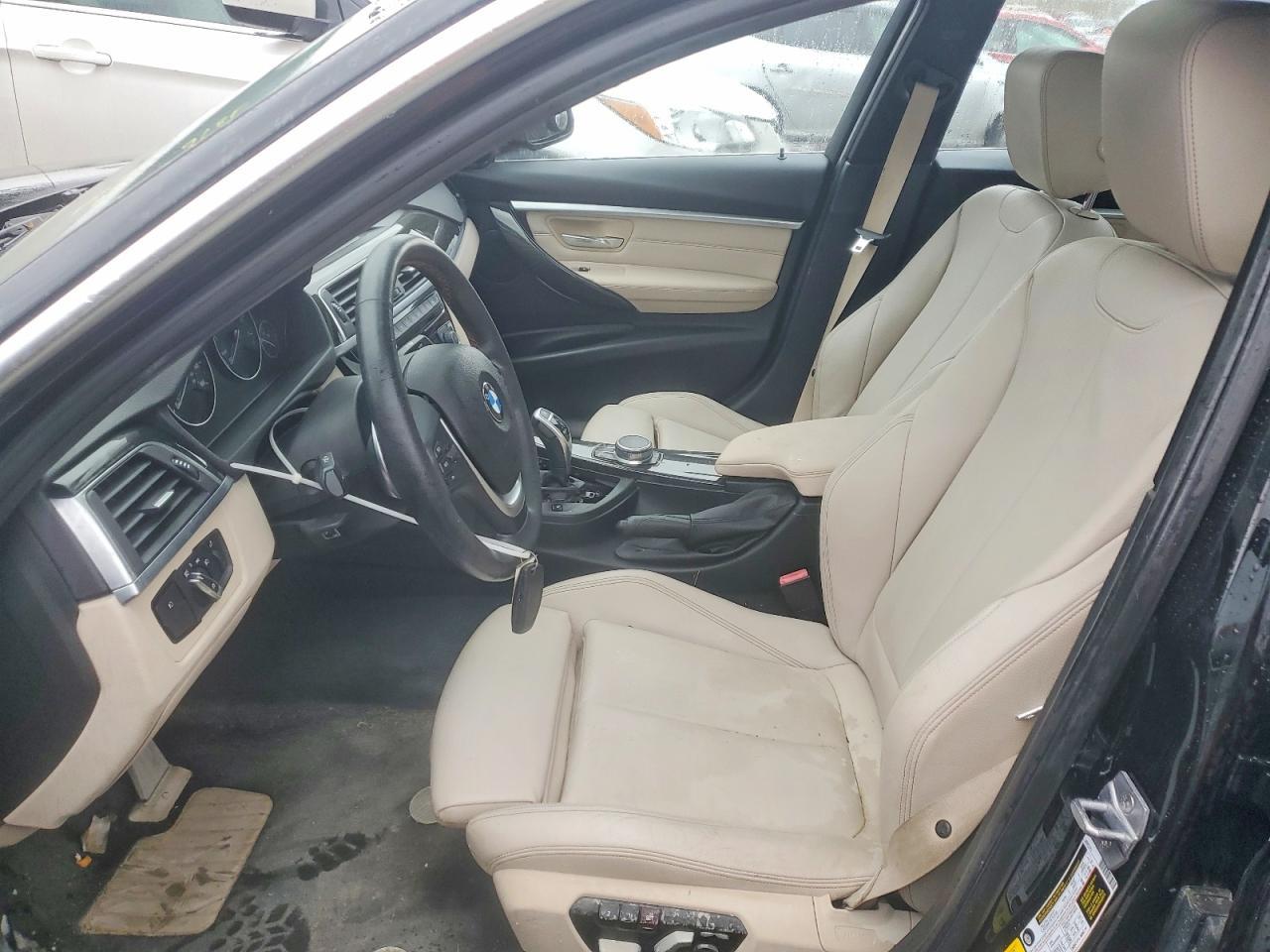 2017 BMW 330 Xi - zdjęcie 7