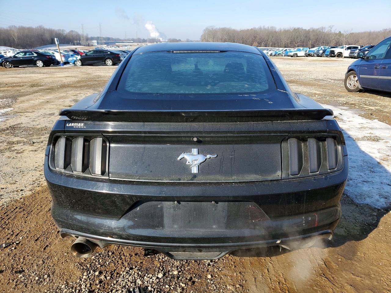 2015 Ford Mustang - zdjęcie 6