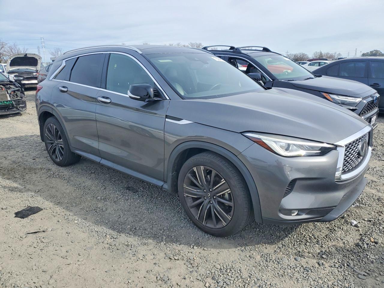 2022 Infiniti Qx50 Luxe - zdjęcie 4