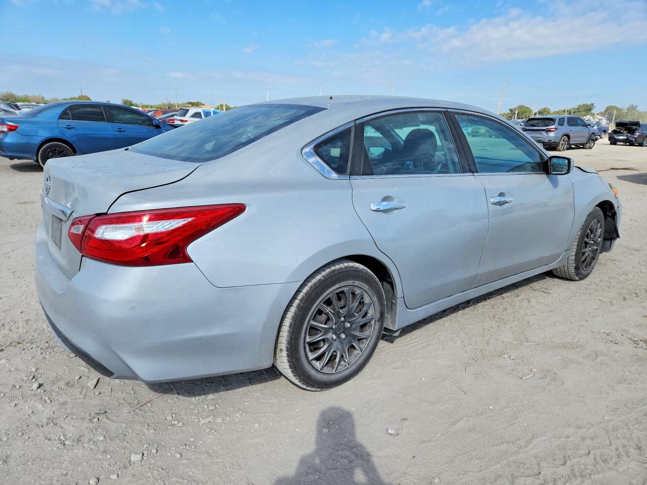 2017 Nissan Altima 2.5 S - zdjęcie 3
