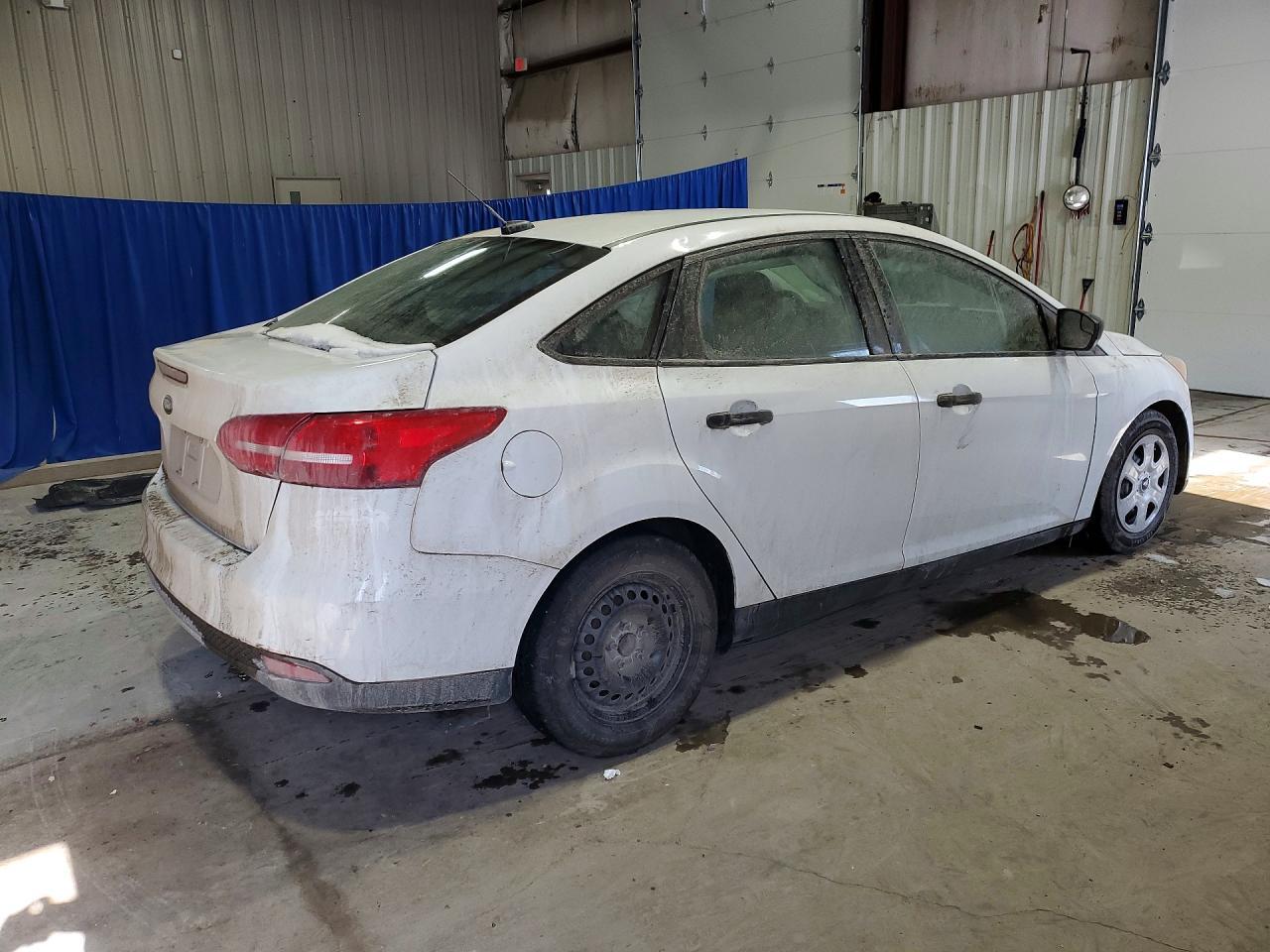 2018 Ford Focus S - zdjęcie 3