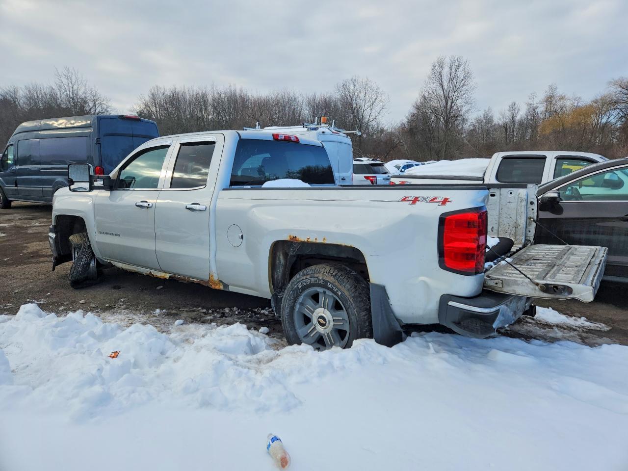 2014 Chevrolet Silverado K1500 - zdjęcie 2