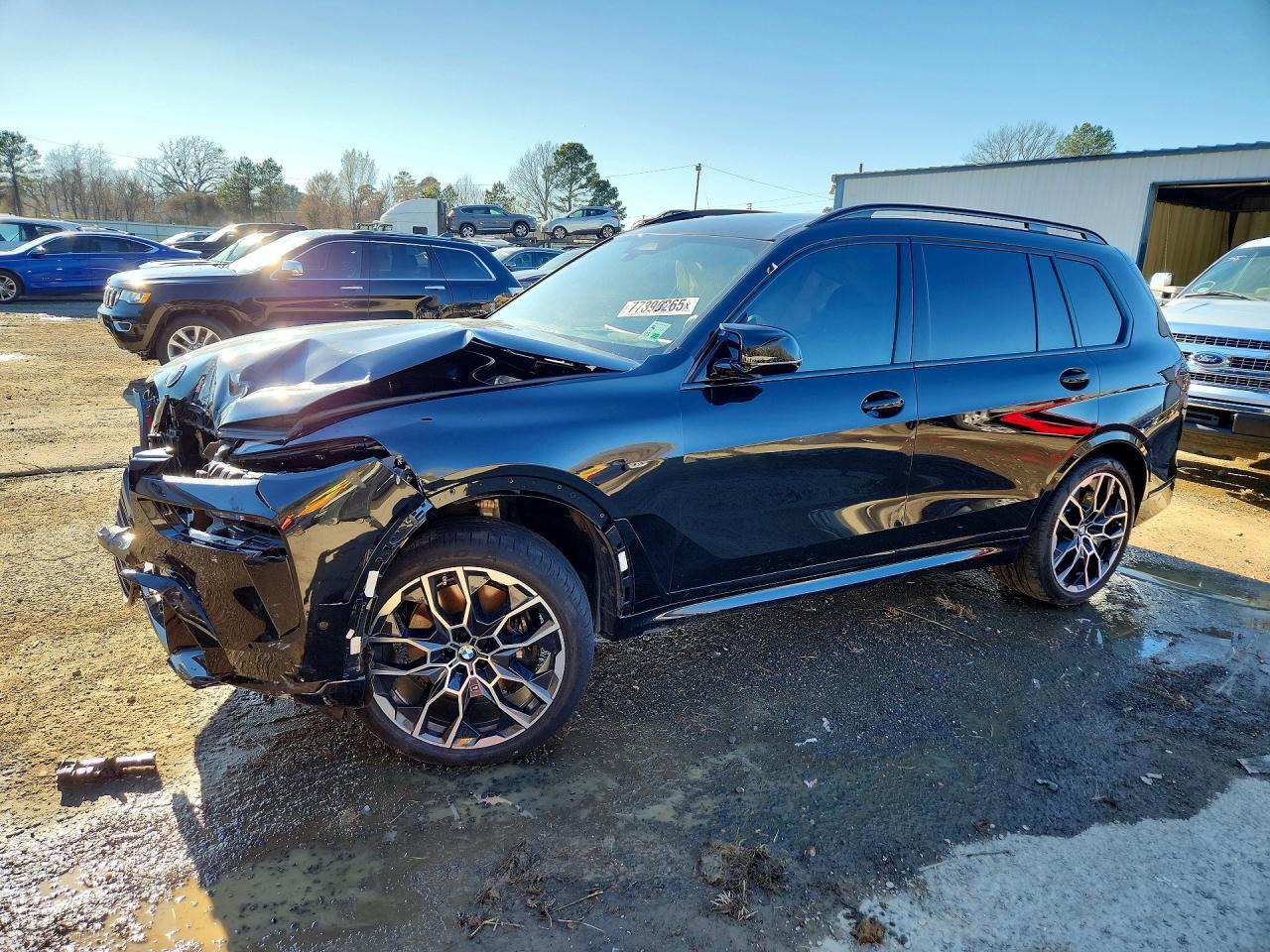 2026 BMW X7 M60I - zdjęcie główne