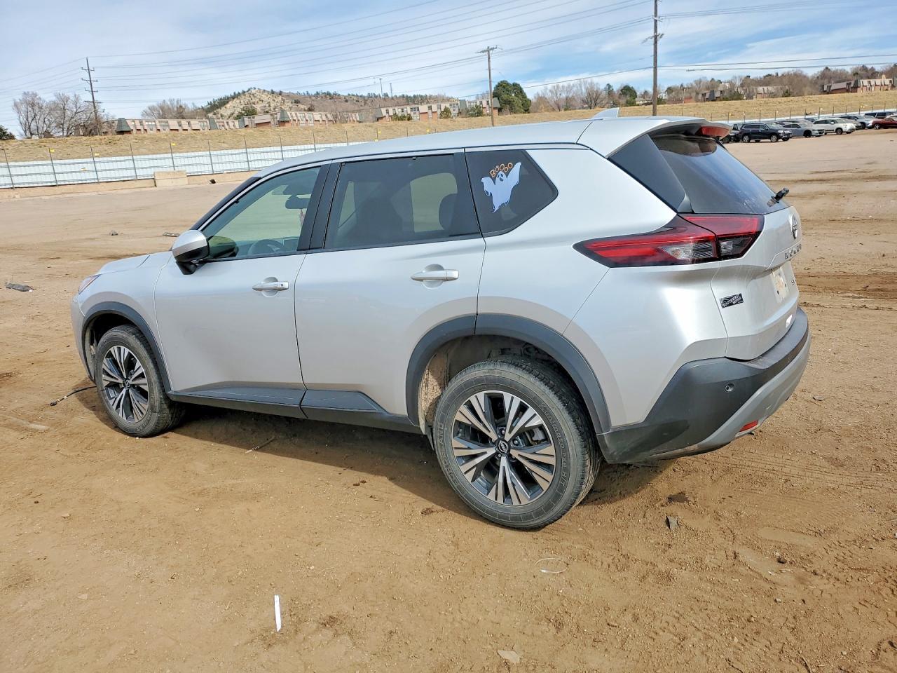 2023 Nissan Rogue Sv - zdjęcie 2