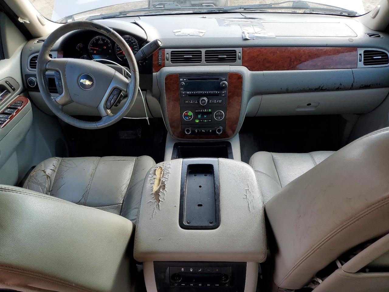 2013 Chevrolet Tahoe C1500 Lt - zdjęcie 8