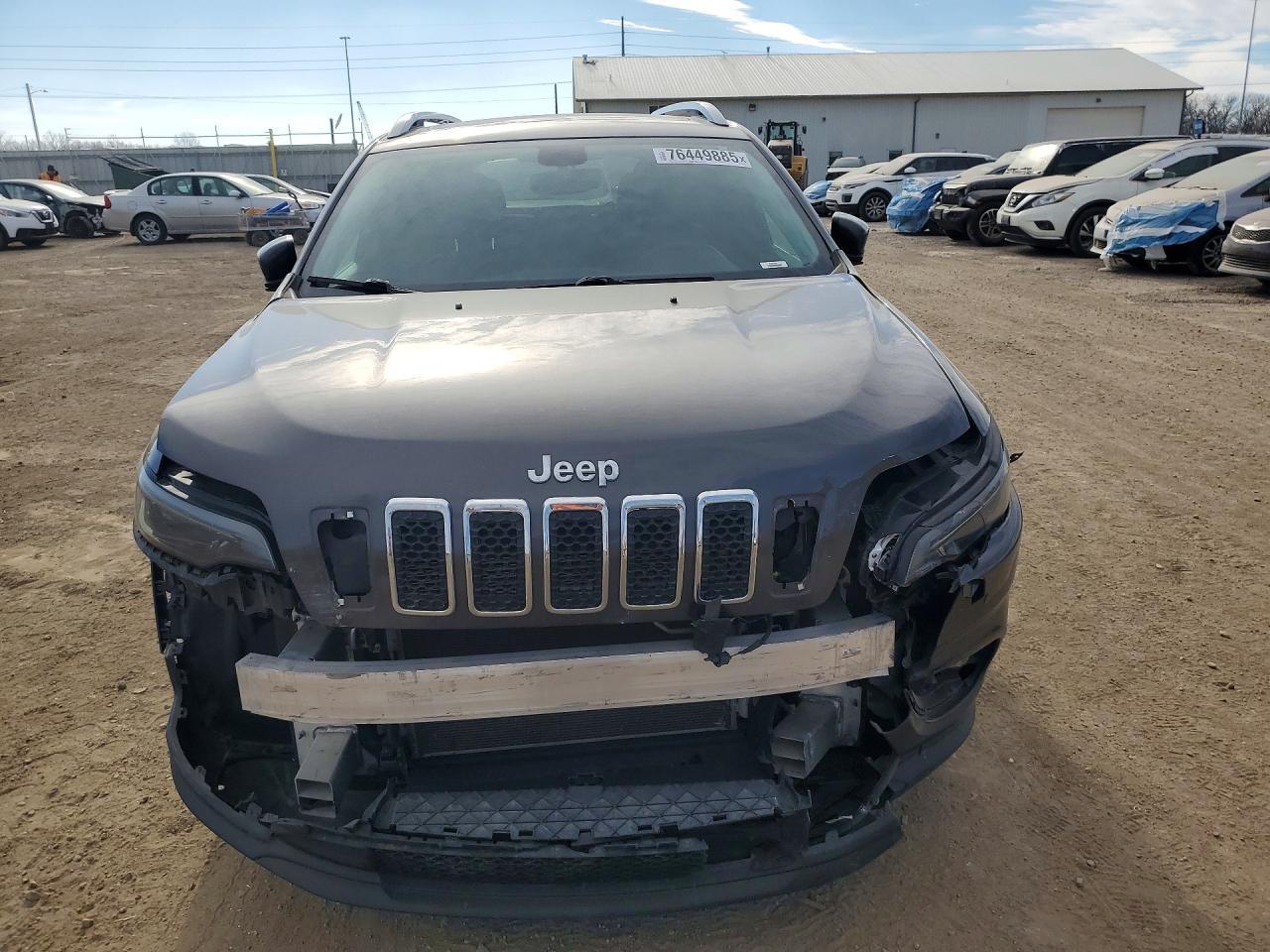 2019 Jeep Cherokee Latitude Plus - zdjęcie 5
