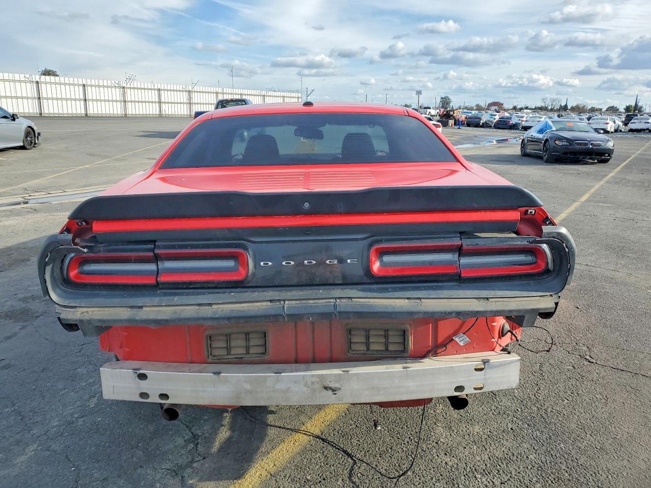 2016 Dodge Challenger Sxt - zdjęcie 6
