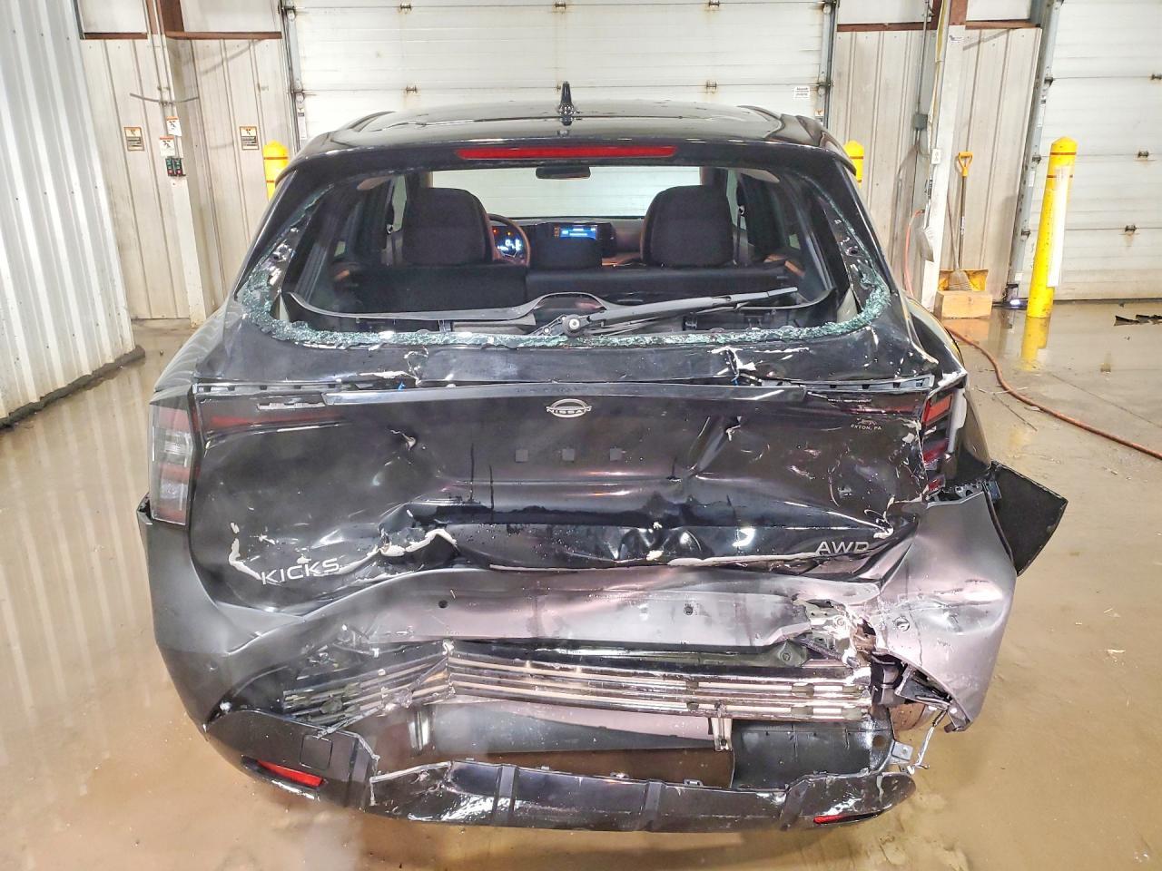 2025 Nissan Kicks S - zdjęcie 6