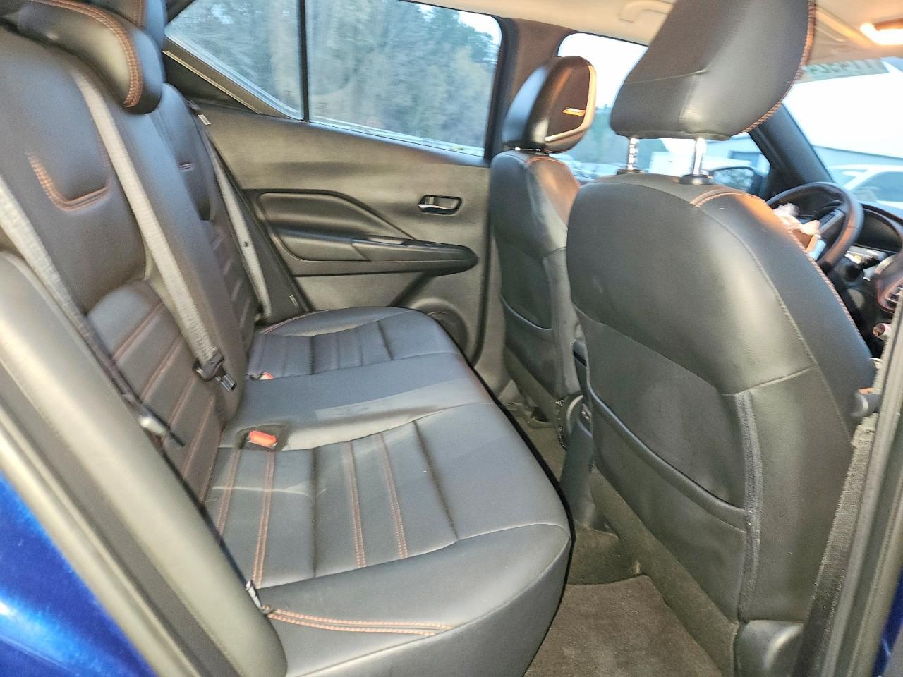 2020 Nissan Kicks Sr - zdjęcie 10