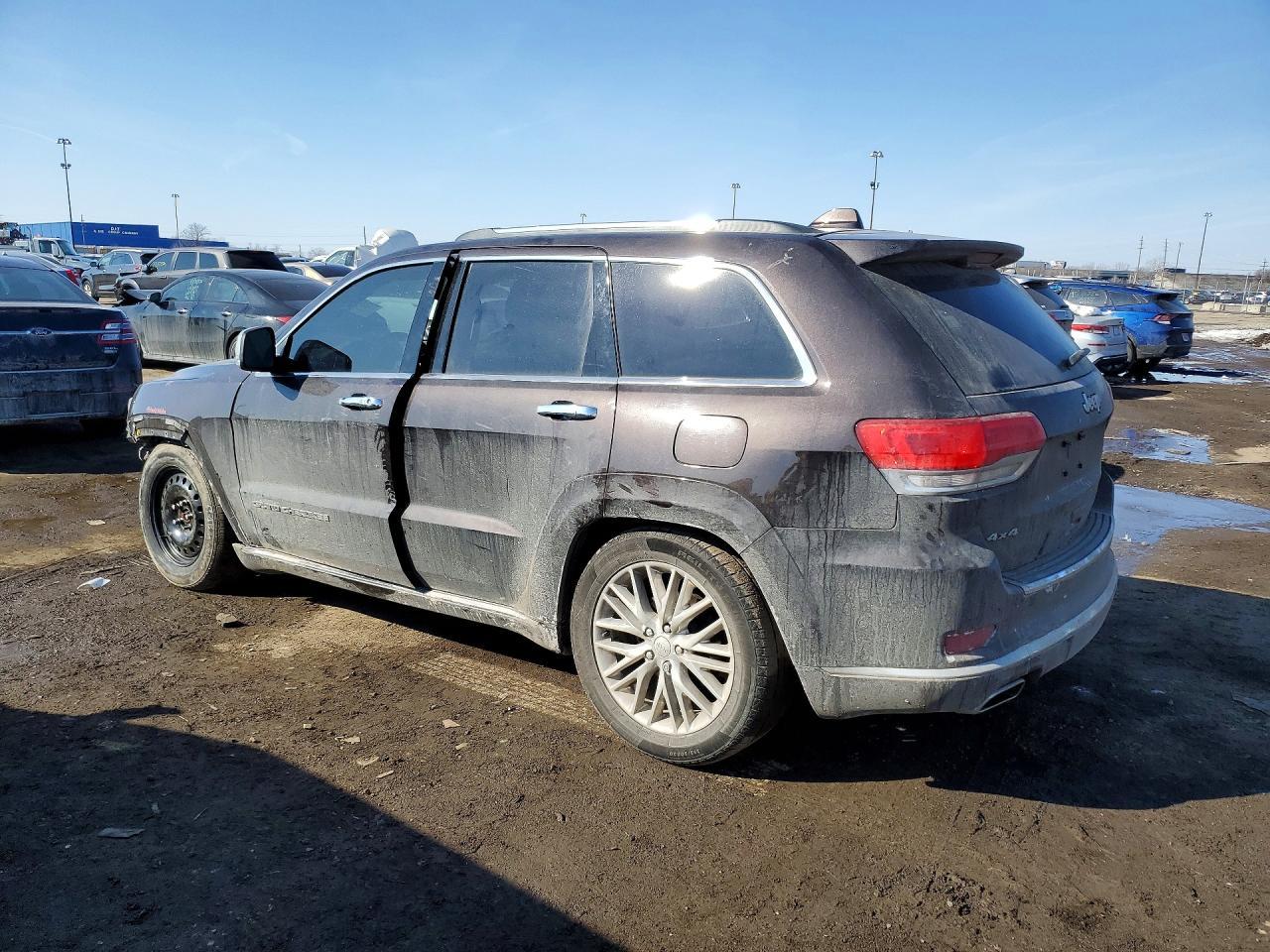 2017 Jeep Grand Cherokee Summit - zdjęcie 2