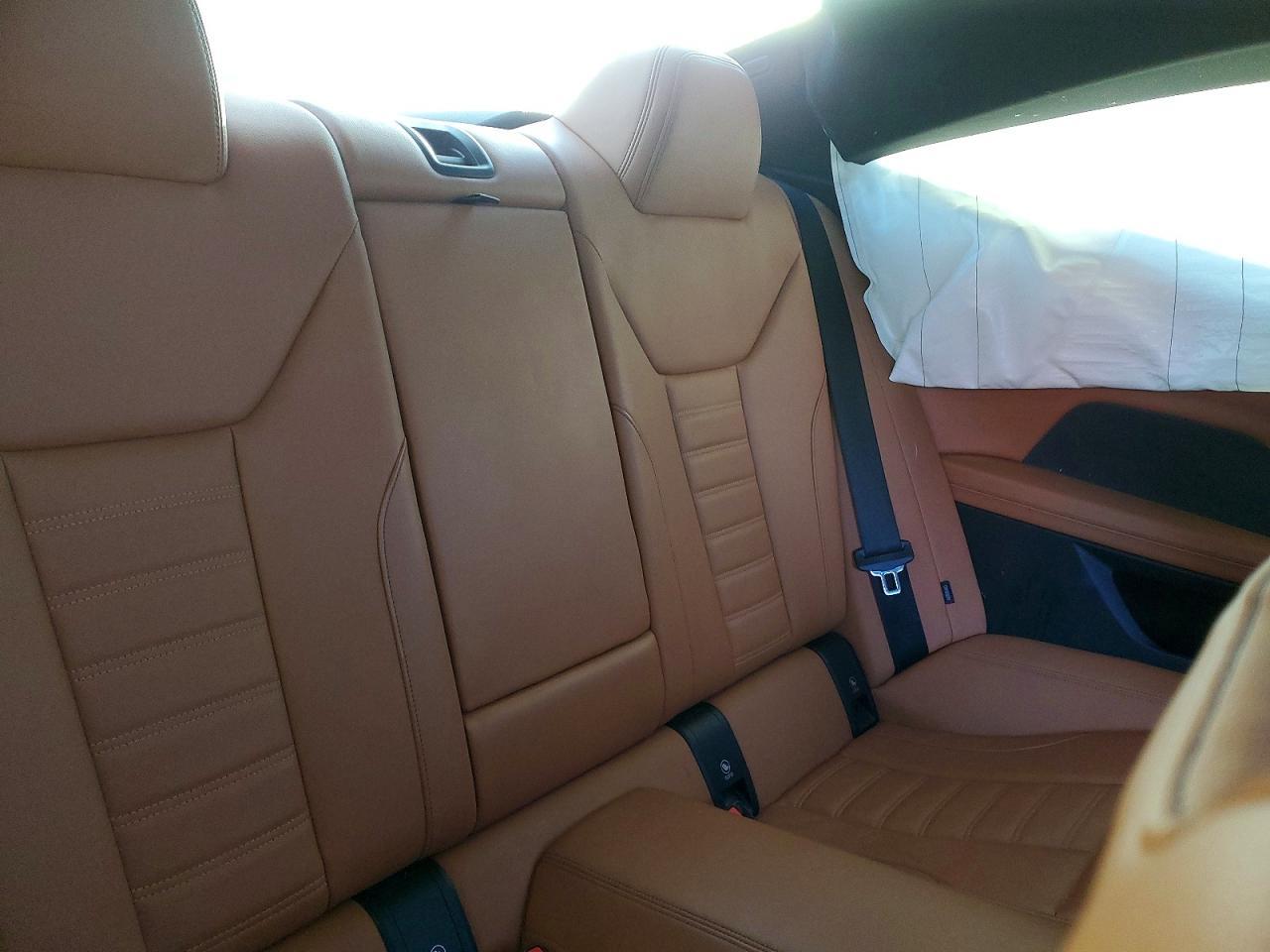 2021 BMW M440Xi - zdjęcie 10