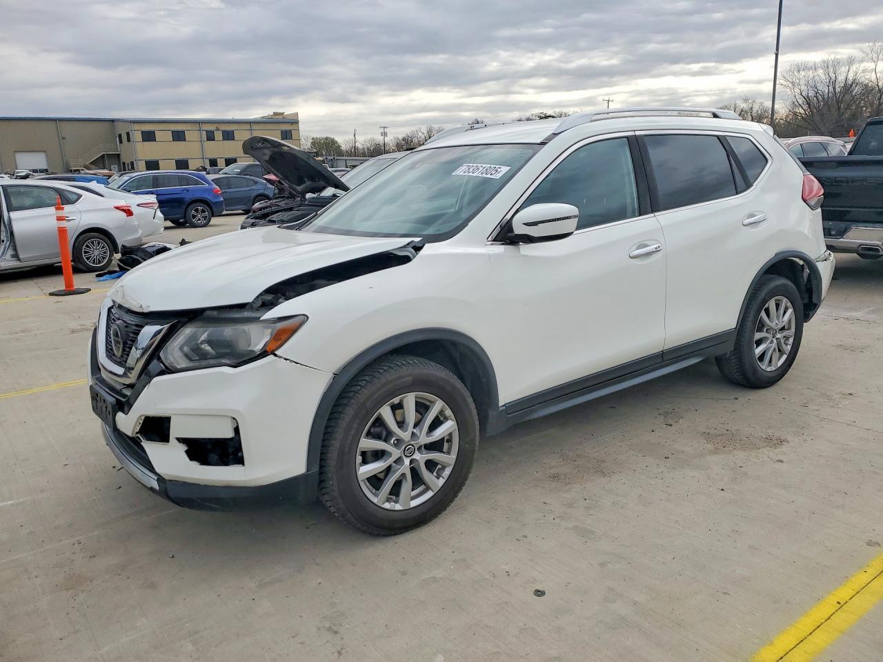 2019 Nissan Rogue Sv - zdjęcie główne