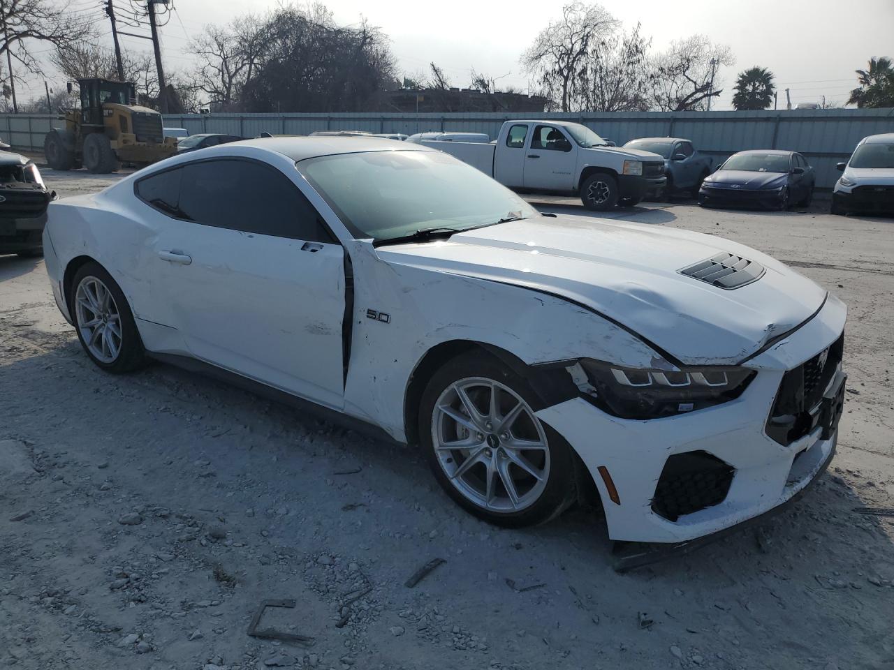 2024 Ford Mustang Gt - zdjęcie 4