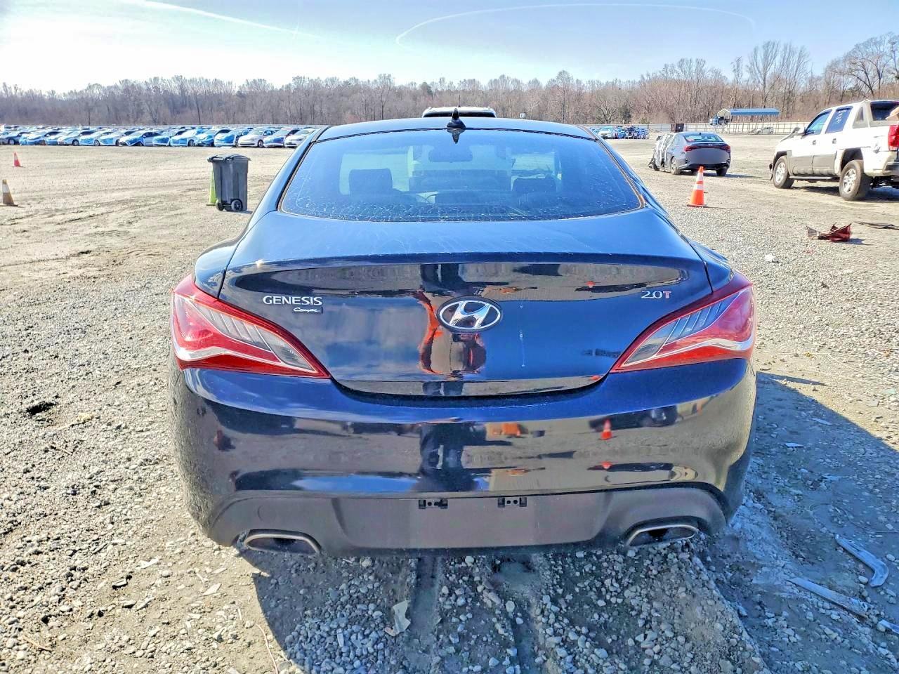 2013 Hyundai Genesis Coupe 2.0T - zdjęcie 6