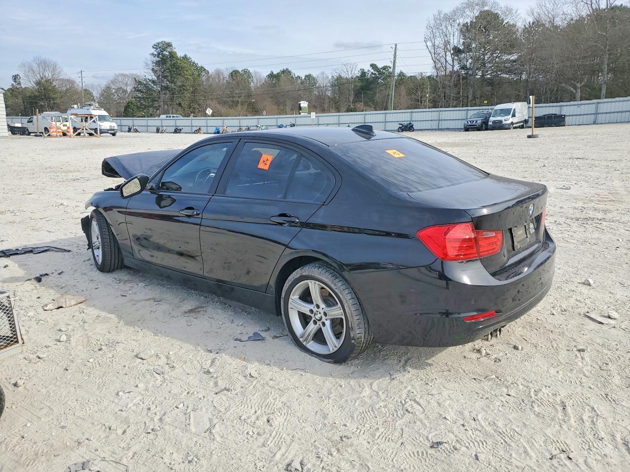 BMW Seria 3 - zdjęcie 2