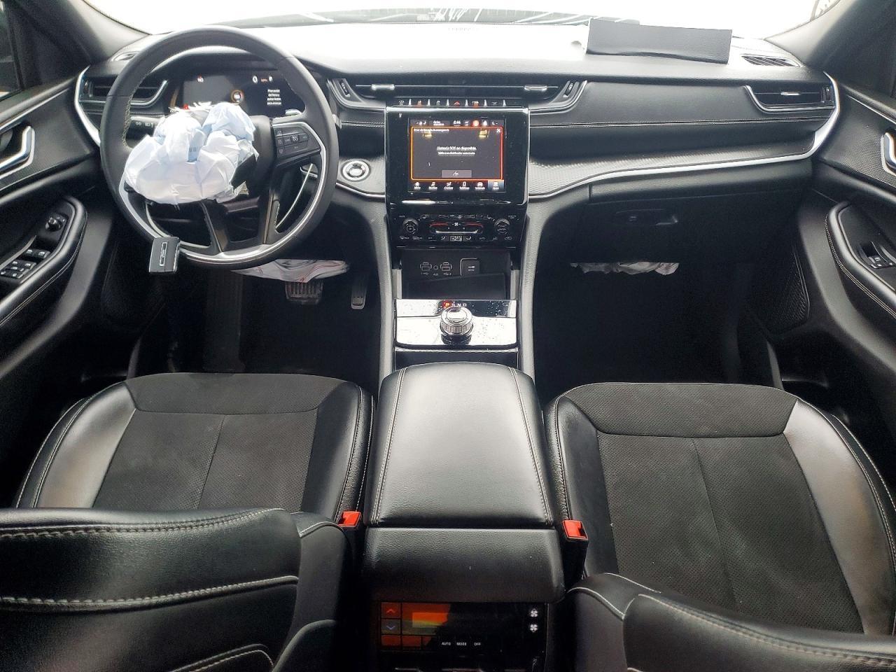 2024 Jeep Grand Cherokee L Laredo - zdjęcie 8