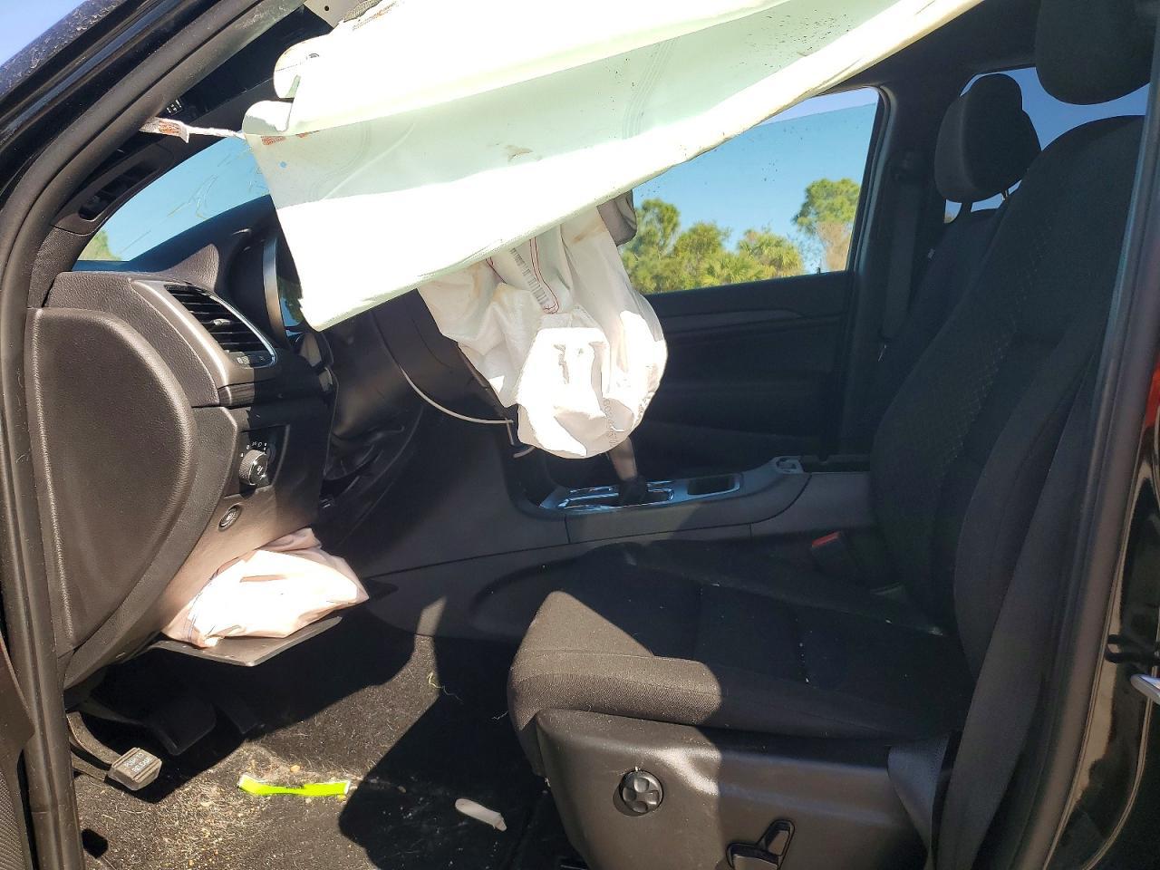 2021 Jeep Grand Cherokee Laredo - zdjęcie 7